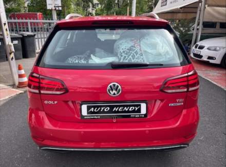 Volkswagen - Golf