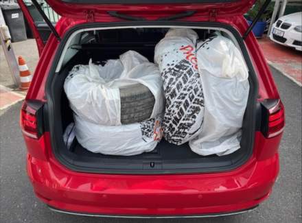 Volkswagen - Golf