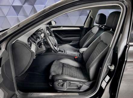Volkswagen - Passat
