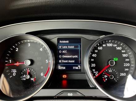 Volkswagen - Passat