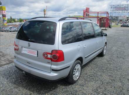 Volkswagen - Sharan