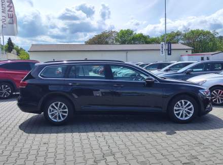 Volkswagen - Passat