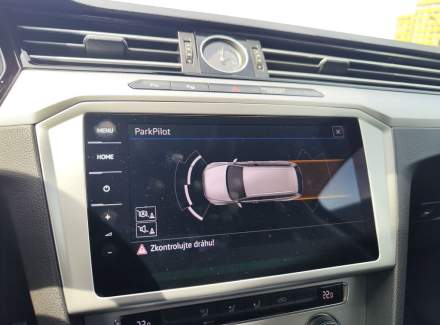 Volkswagen - Passat