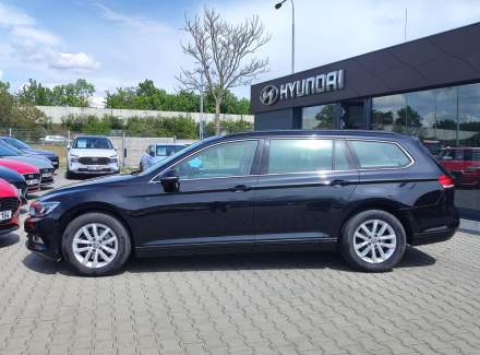 Volkswagen - Passat