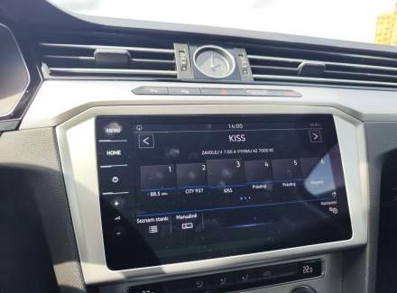 Volkswagen - Passat