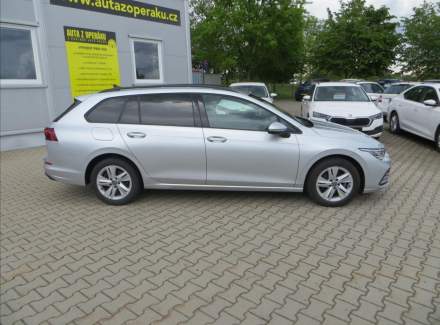 Volkswagen - Golf