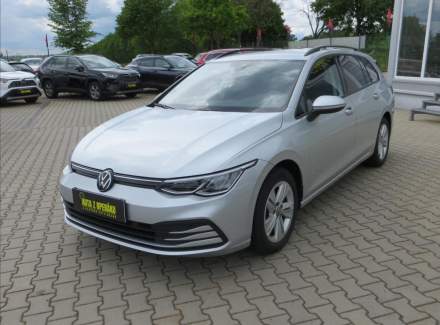 Volkswagen - Golf
