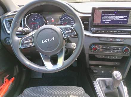 Kia - XCeed