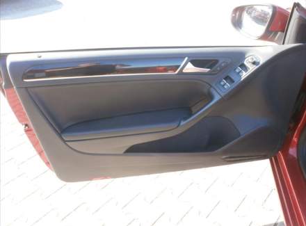 Volkswagen - Golf