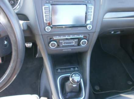 Volkswagen - Golf
