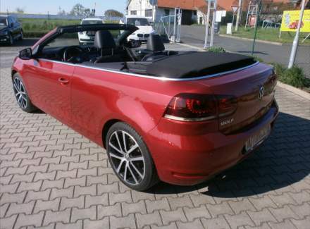 Volkswagen - Golf