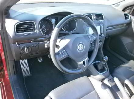 Volkswagen - Golf