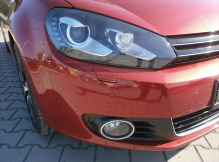 Volkswagen - Golf