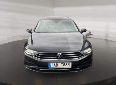 Volkswagen - Passat