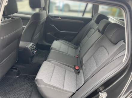 Volkswagen - Passat