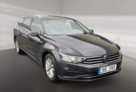 Volkswagen - Passat