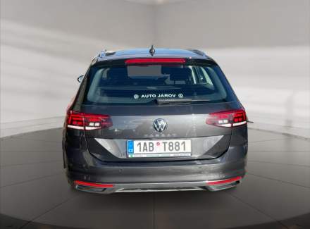 Volkswagen - Passat