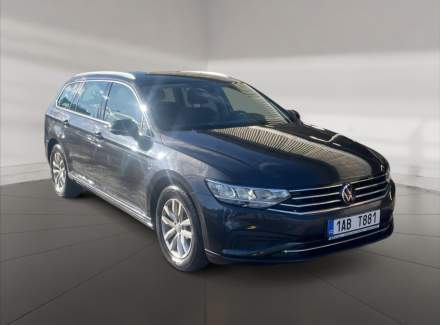 Volkswagen - Passat
