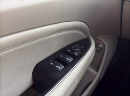 Opel - Insignia