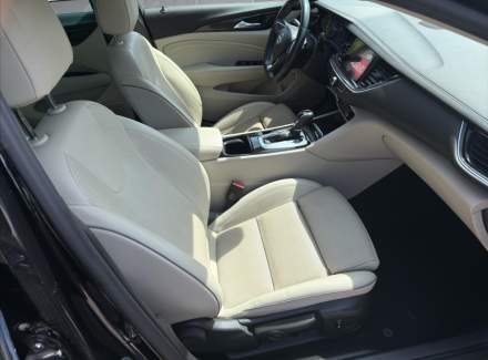 Opel - Insignia