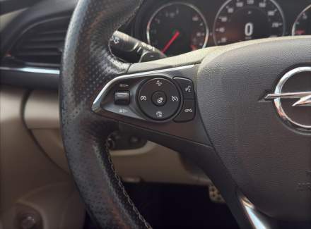 Opel - Insignia
