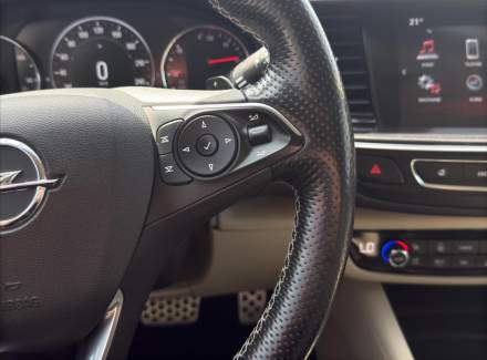 Opel - Insignia