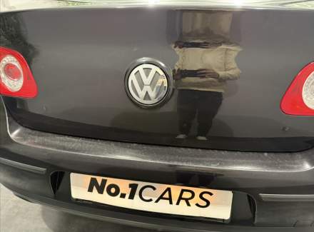 Volkswagen - Passat