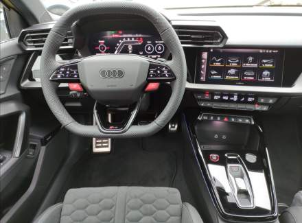 Audi - RS 3