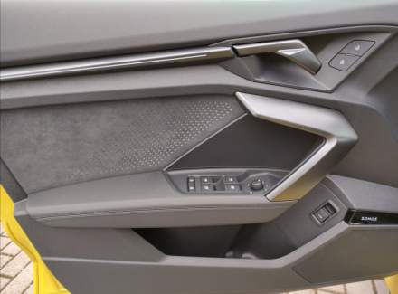 Audi - RS 3