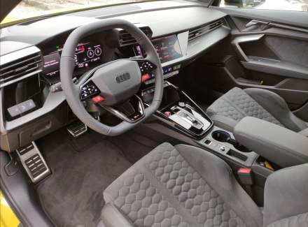 Audi - RS 3