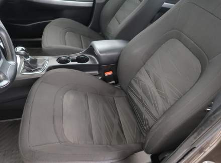 Kia - Cee'd