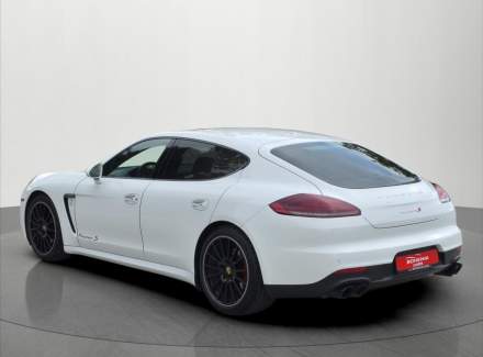 Porsche - Panamera