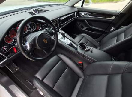 Porsche - Panamera