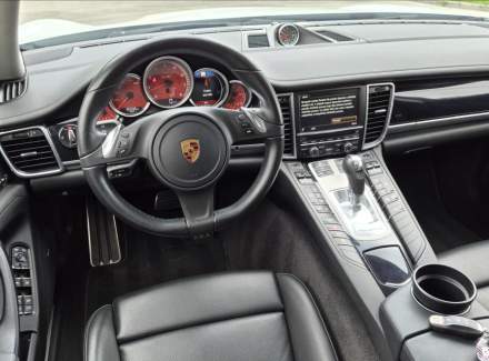 Porsche - Panamera