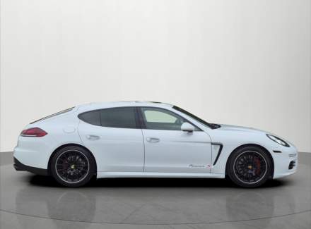 Porsche - Panamera