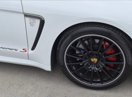 Porsche - Panamera