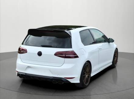 Volkswagen - Golf