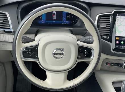 Volvo - XC90