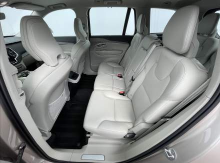 Volvo - XC90