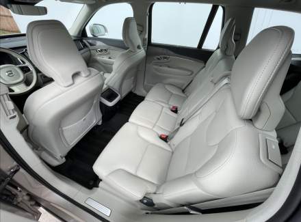 Volvo - XC90