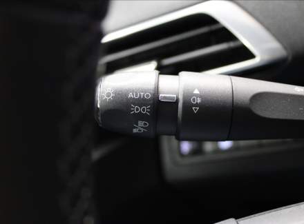 Peugeot - 5008