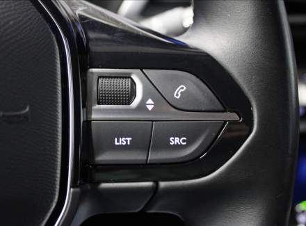 Peugeot - 5008