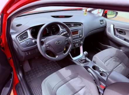 Kia - Cee'd