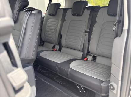 Volkswagen - Caravelle