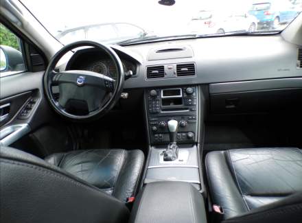 Volvo - XC90
