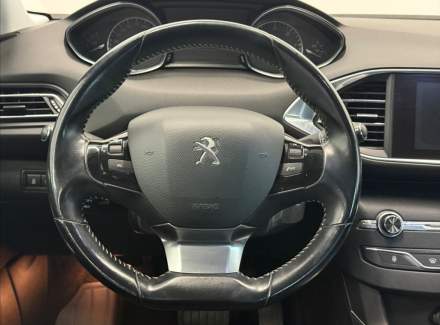 Peugeot - 308
