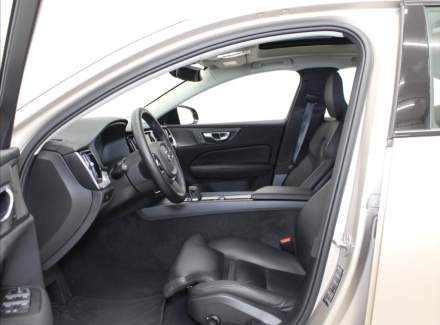 Volvo - S60