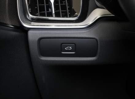 Volvo - S60