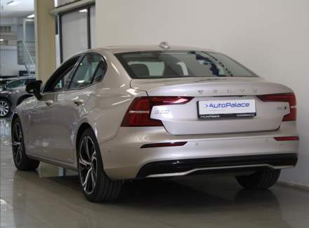 Volvo - S60