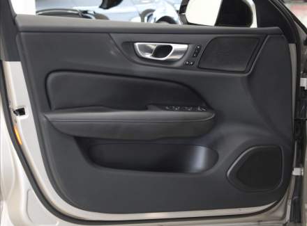 Volvo - S60